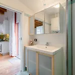 Authentic Relax: 10 Minutes From The Heart Of Town Daire *