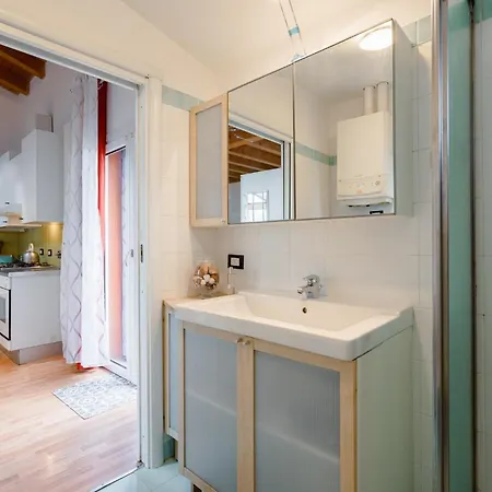 Authentic Relax: 10 Minutes From The Heart Of Town Apartment *
